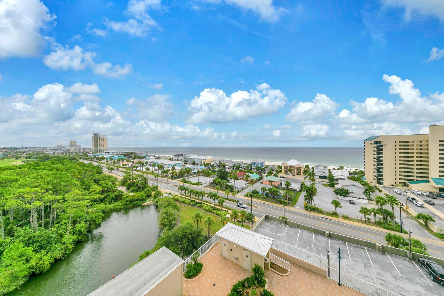 Holiday home Laketown Wharf 801 By Emerald Coast Retreats *